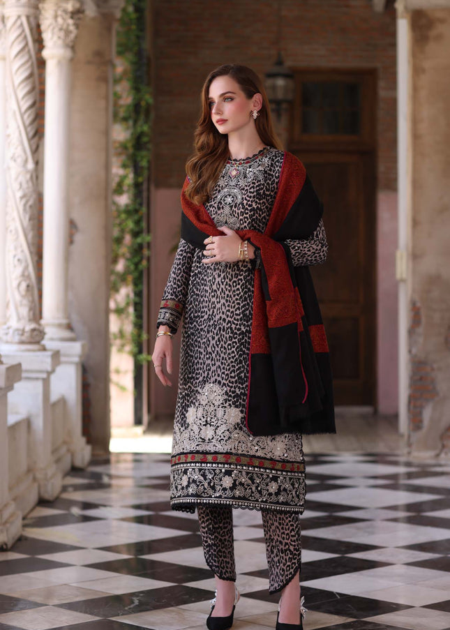 Noor By Saadia Asad | Noor Winter Pashmina Shawls '25 - Noir Safari