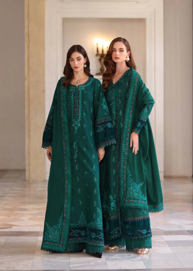 Noor By Saadia Asad | Noor Winter Pashmina Shawls '25 - Emerald Reverie