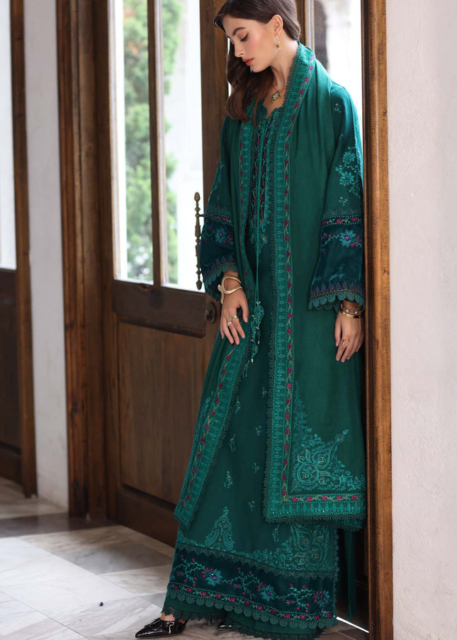 Noor By Saadia Asad | Noor Winter Pashmina Shawls '25 - Emerald Reverie
