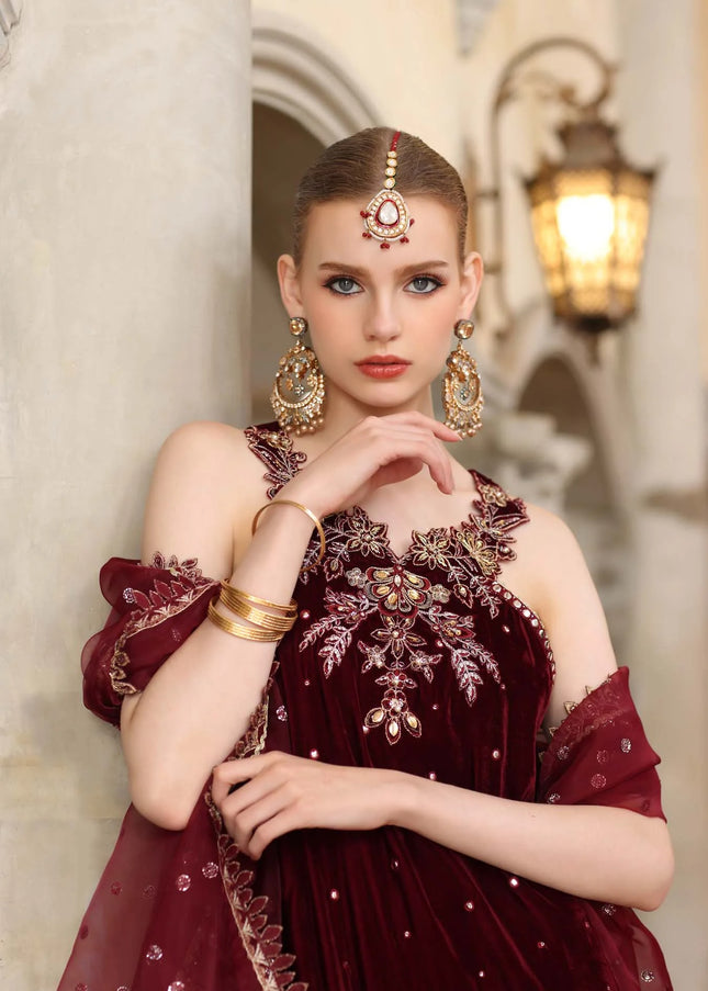 Noor By Saadia Asad | Noor Handcrafted Velvet '25 - Naqsh