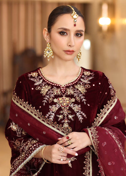 Noor By Saadia Asad | Noor Handcrafted Velvet '25 - Naqsh