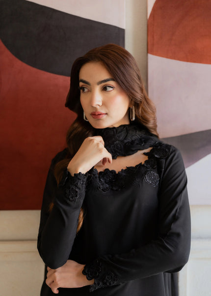 Shanzay Anooshay | Raha
