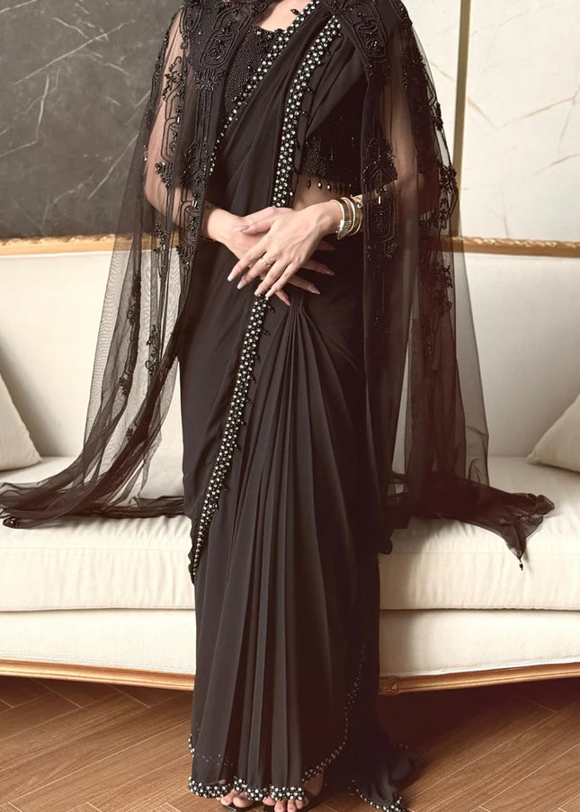 Najia Faisal | Black Mirage