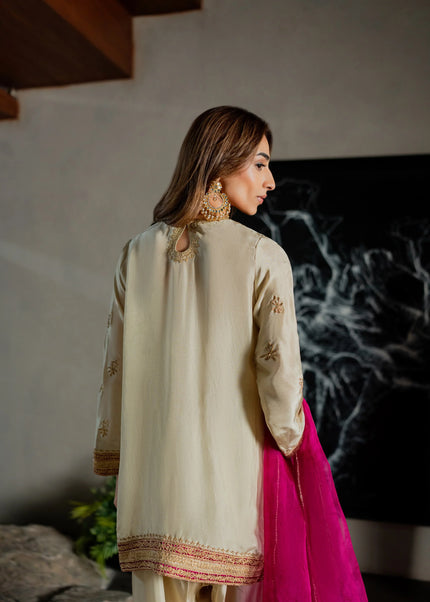 Shanzay Anooshay | Elayah