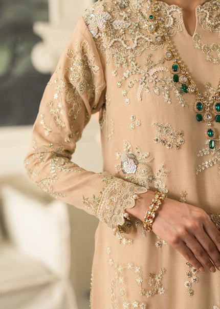 Emaan Adeel | Suave Luxury Formal '24  - Aruna