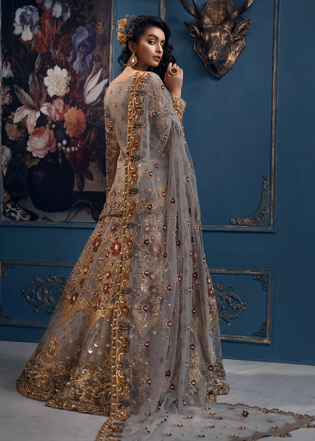 Akbar Aslam | Queen Bee
