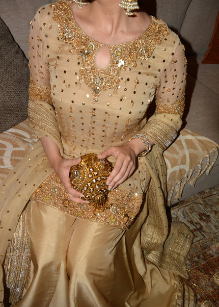 Shanzay Anooshay | Ruha