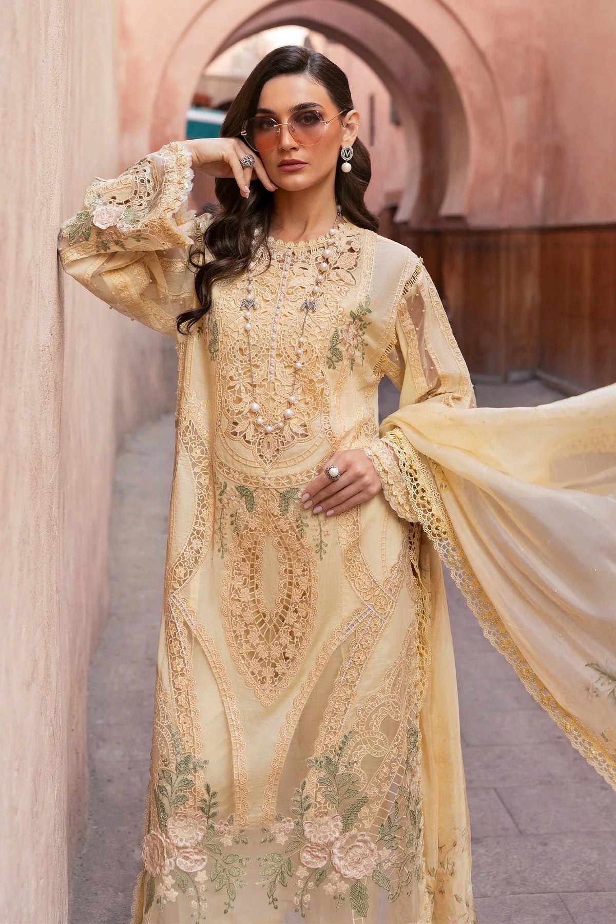 Maria.B | Luxury Lawn - 2509A FALAKENOOR Maria.B | Luxury Lawn - 2509A FALAKENOOR