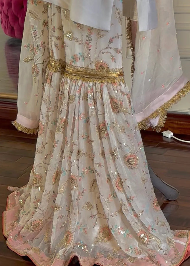 Zainab Shamsi | The Ayla Gharara