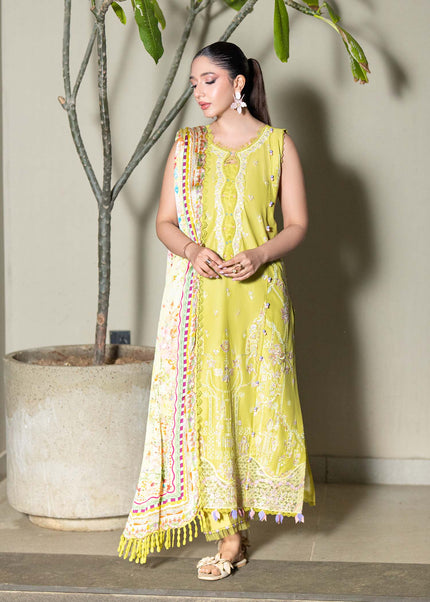 Kanwal Malik | Mira Summer Lawn’26 - Ilyra