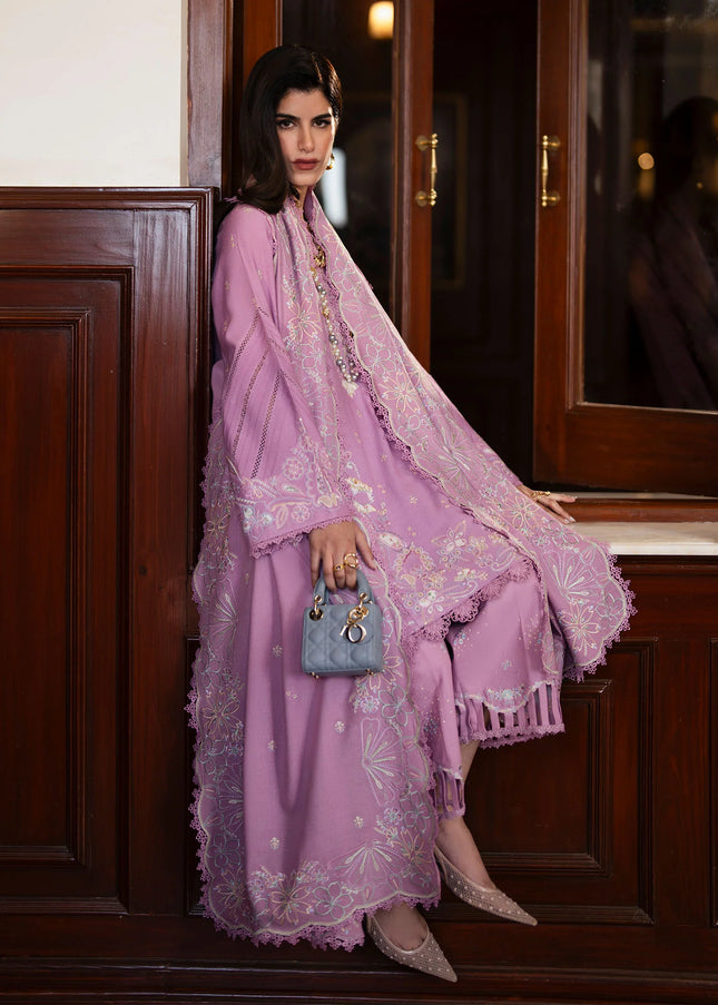 Kanwal Malik | Gulana Winter '25 - Palwasha