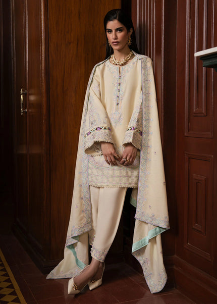 Kanwal Malik | Gulana Winter '25 - ShahGul