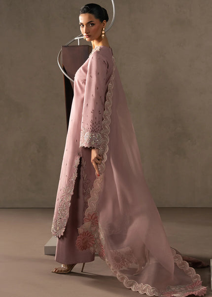 Mohid Shahzad |  Mohar Silk Pret '26 - Avia