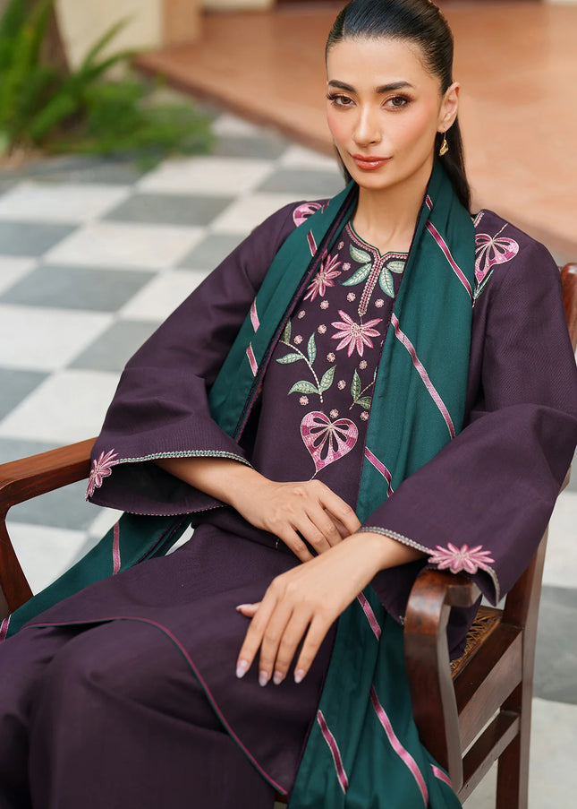 Jazmin | Embroidered Khaddar UW-0163