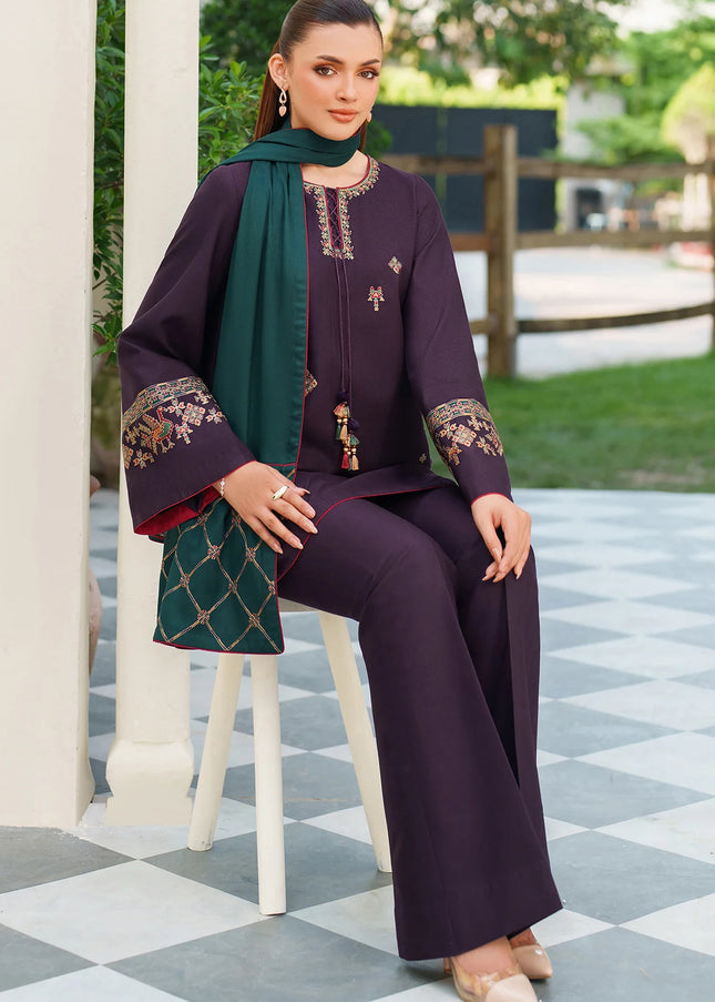 Jazmin | Embroidered Khaddar UW-0189