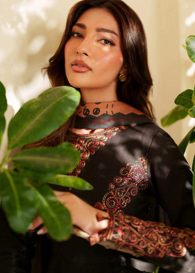 Jazmin | Embroidered Khaddar UW-0149