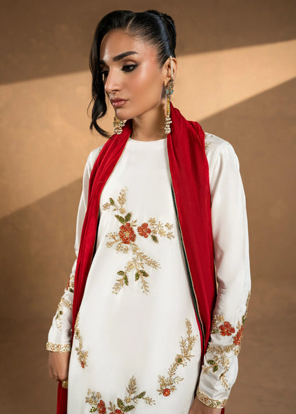 Amber Imran | Lumiere - Daylily