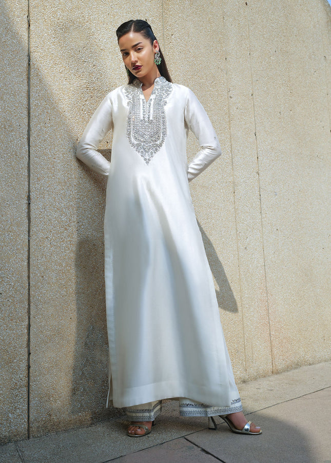 Mahum Asad | Sarai - Platinum