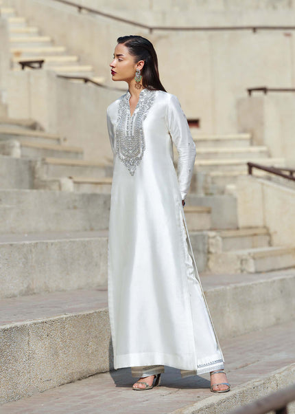 Mahum Asad | Sarai - Platinum