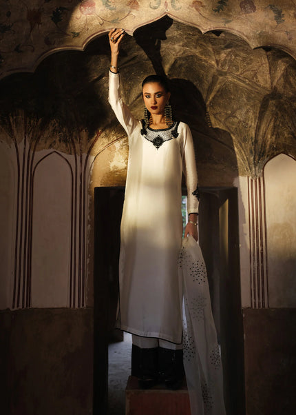 Mahum Asad | Silence She Enters - Clean Threat