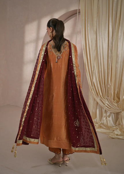 Nimrah | Zeina Festive Formals - Layrah