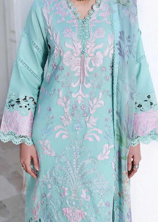 Roheenaz | Floral Reveire Luxury Lawn - Dewy Mist