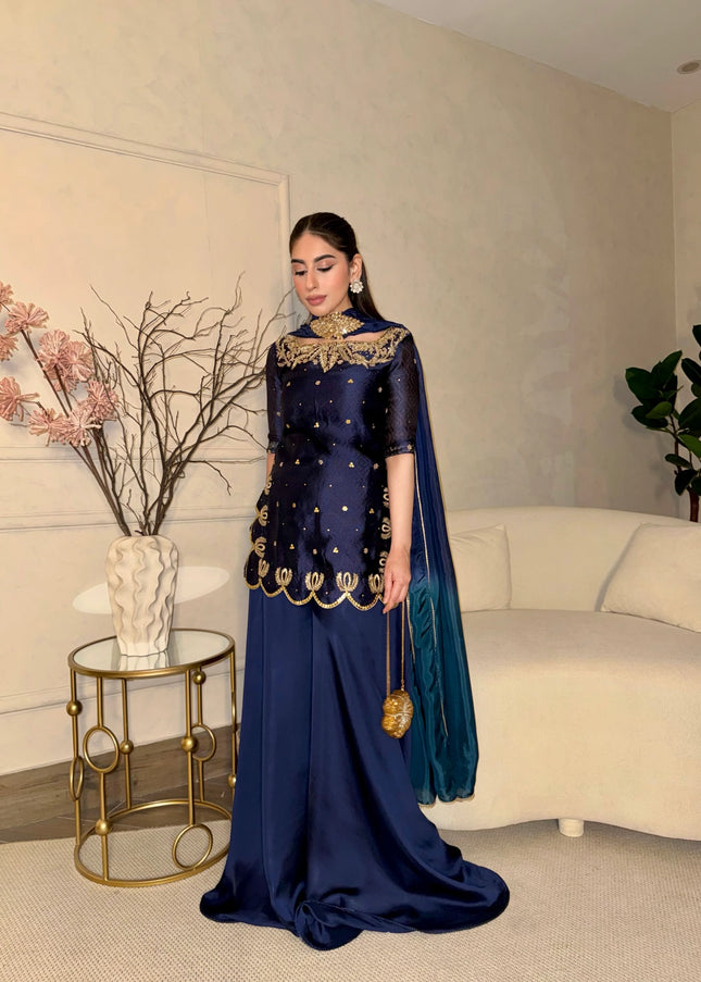 Shanzay Anooshay | Blue Dazzle
