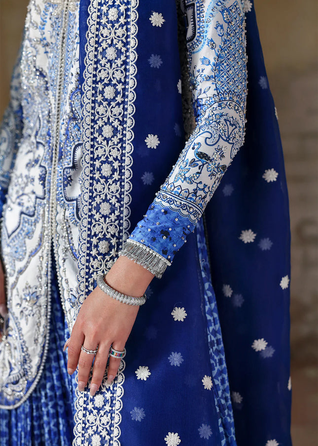 SORAYA | Lumene Festive  - Evadia