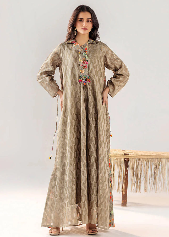 Brochette Hand Embroidered F-199