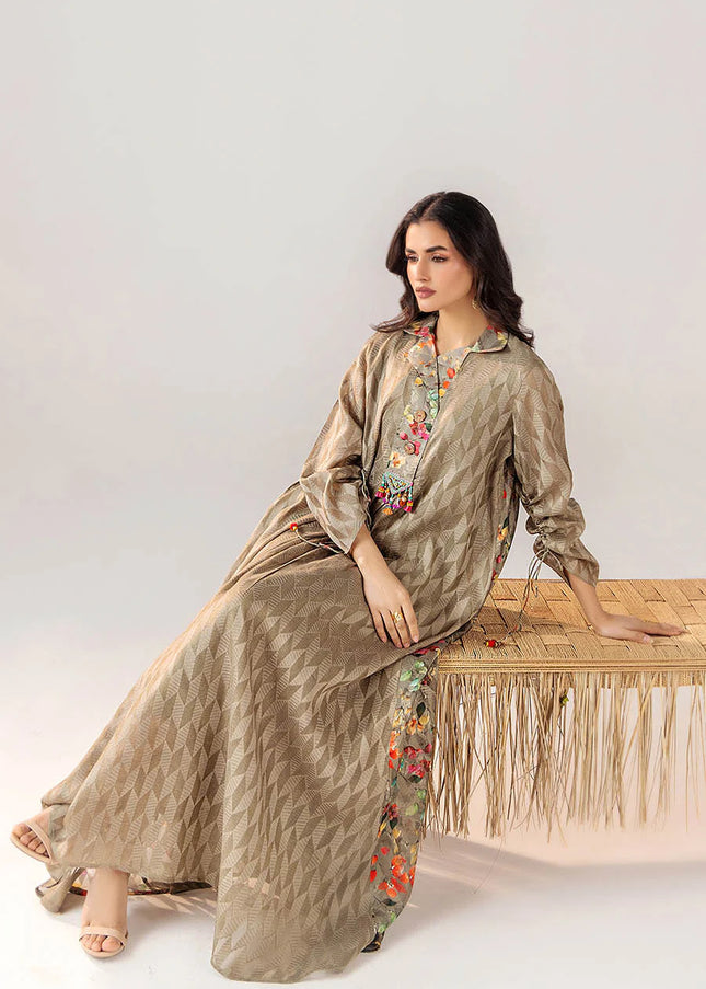 Brochette Hand Embroidered F-199