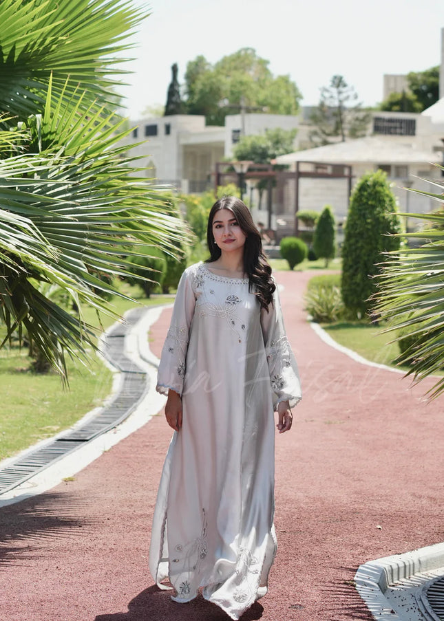 Najia Faisal | Rhea