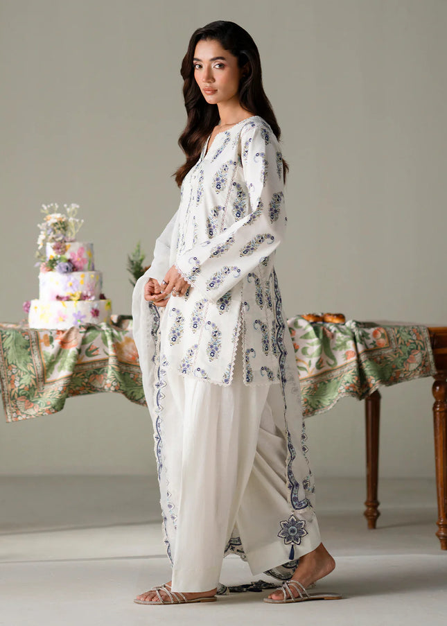 Faiza Faisal | Fnf Prints - Ivory Petals