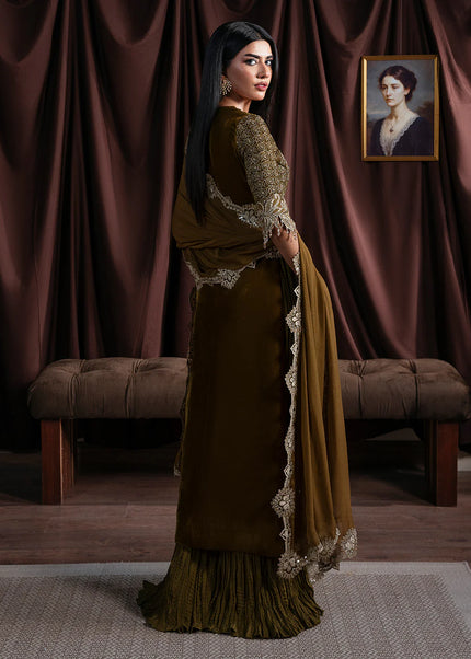 Faiza Faisal | Solene - Evania