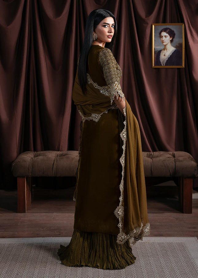 Faiza Faisal | Solene - Evania