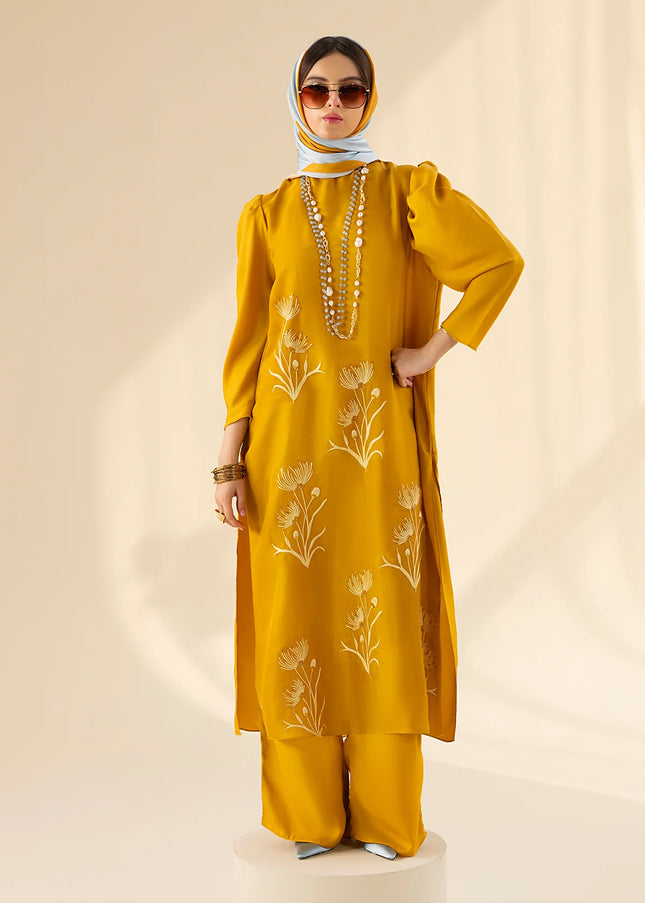 Erum Khan | Lillia - Honey Haze
