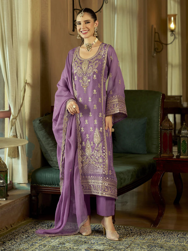 <h4><span style="text-decoration:underline">Suit Sets</span></h4>