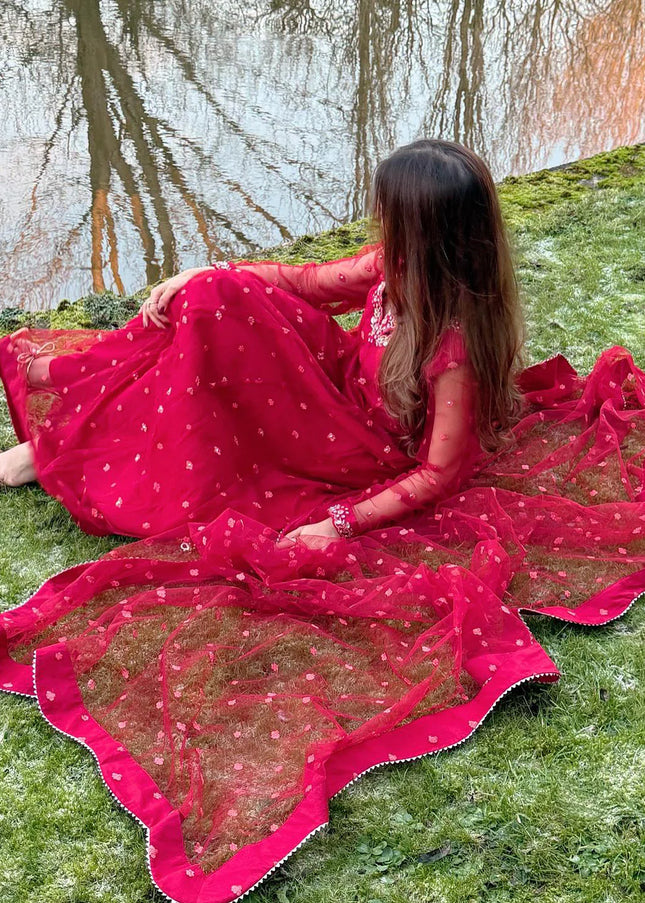 Najia Faisal | Rangrez