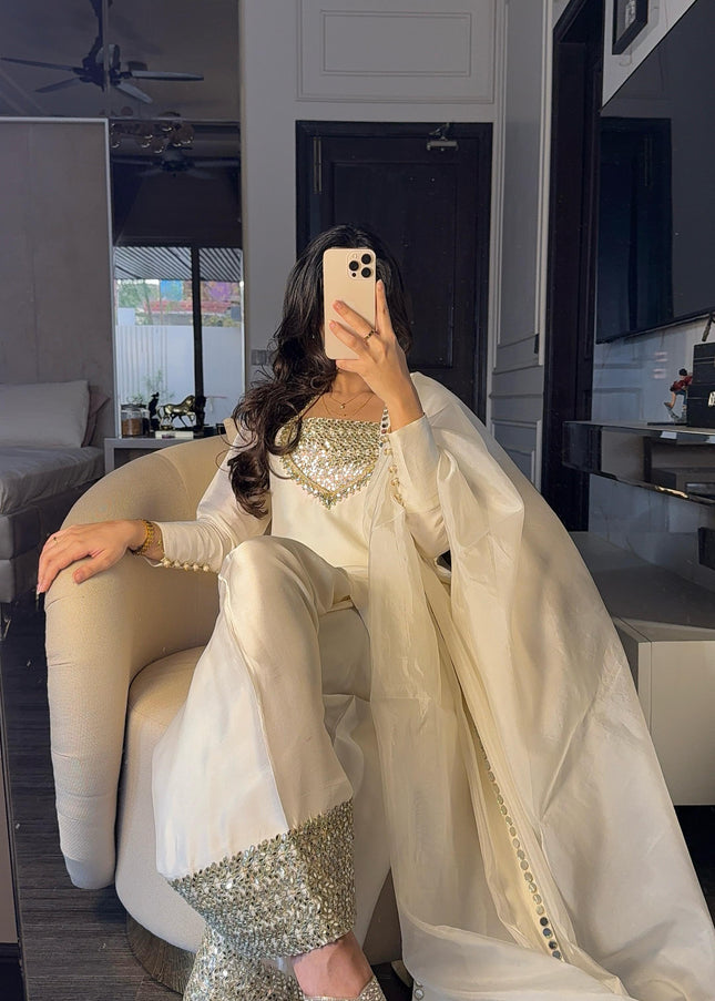 Zainab Shamsi | The Amal Set