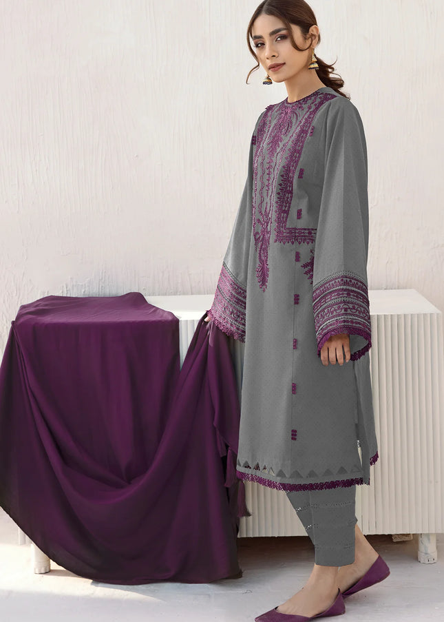 Jazmin | Embroidered Jacquard Khaddar UW-0245