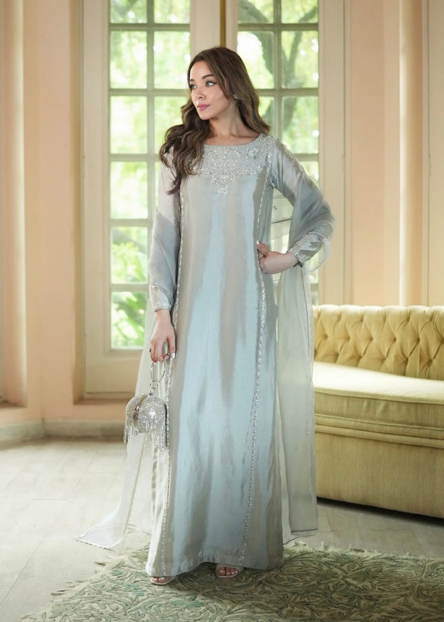 Mahum Asad | The Color Edit - Lumiere