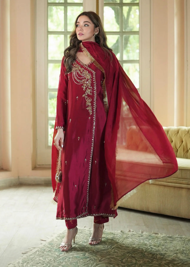 Mahum Asad | The Color Edit - Velora