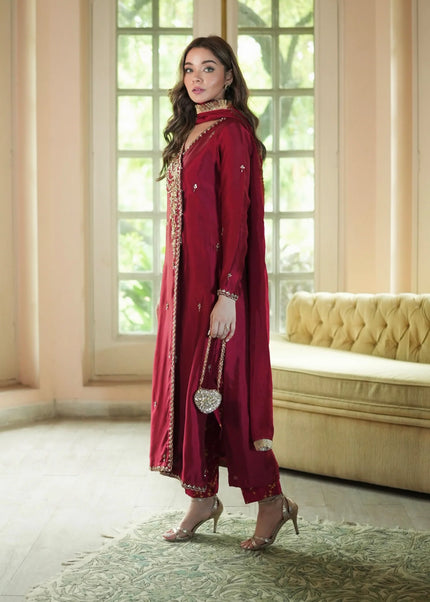 Mahum Asad | The Color Edit - Velora