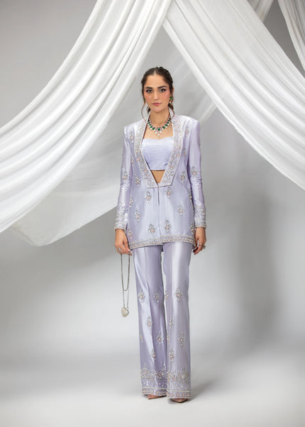 Dufan Studio | Raavish - Evana