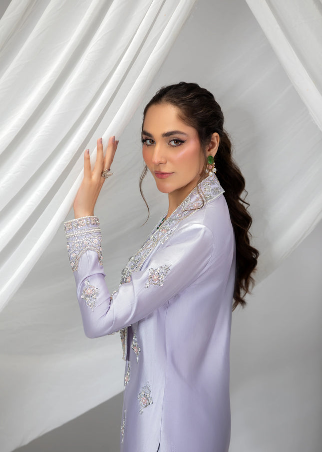 Dufan Studio | Raavish - Evana