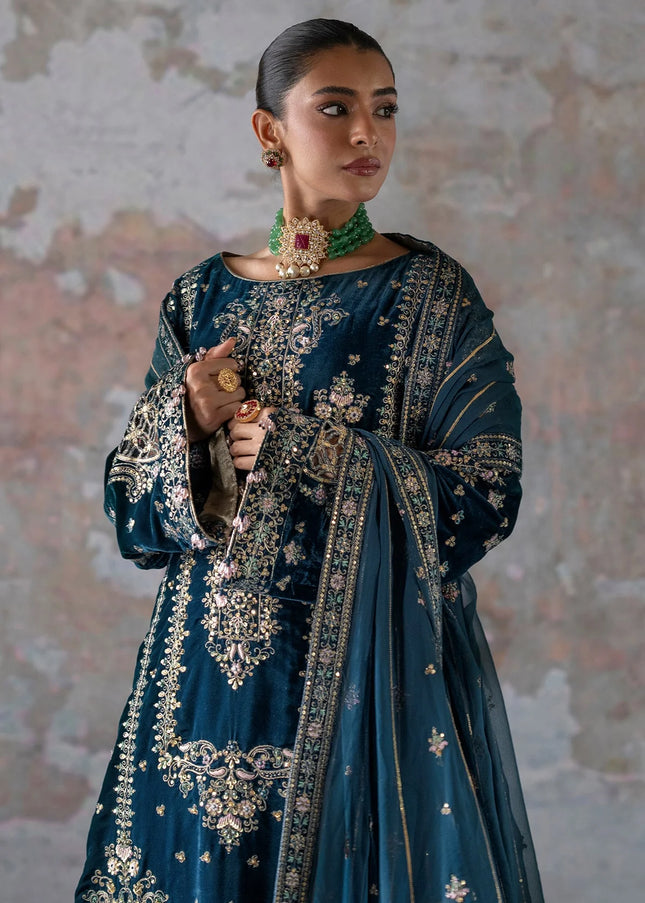 Emaan Adeel | Zarposh Velvet - Meher