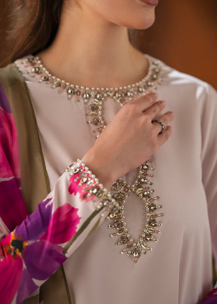 Sheenora | Maverick'25 - Floral Sophisticate