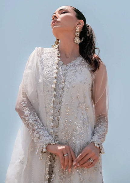 Emaan Adeel |  Reveuse Wedding Formals -Nova