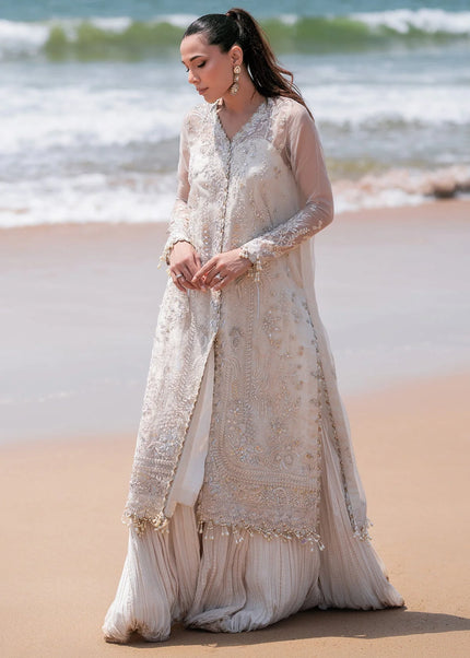 Emaan Adeel |  Reveuse Wedding Formals -Nova