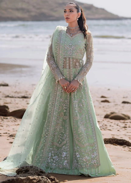 Emaan Adeel |  Reveuse Wedding Formals -Noir