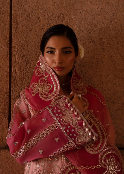 Emaan Adeel | Casabella - Auset